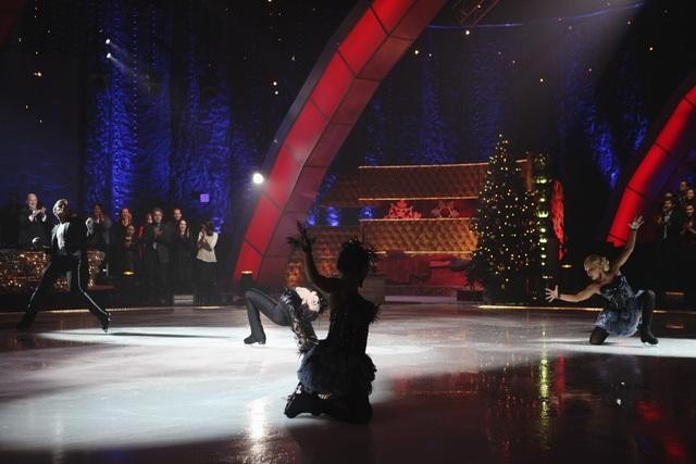 Still of Rebecca Budig, Alicia Keys, Denis Petukhov, Johnny Weir, Fred Palascak, Keauna McLaughlin and Jennifer Wester in Skating with the Stars (2010)