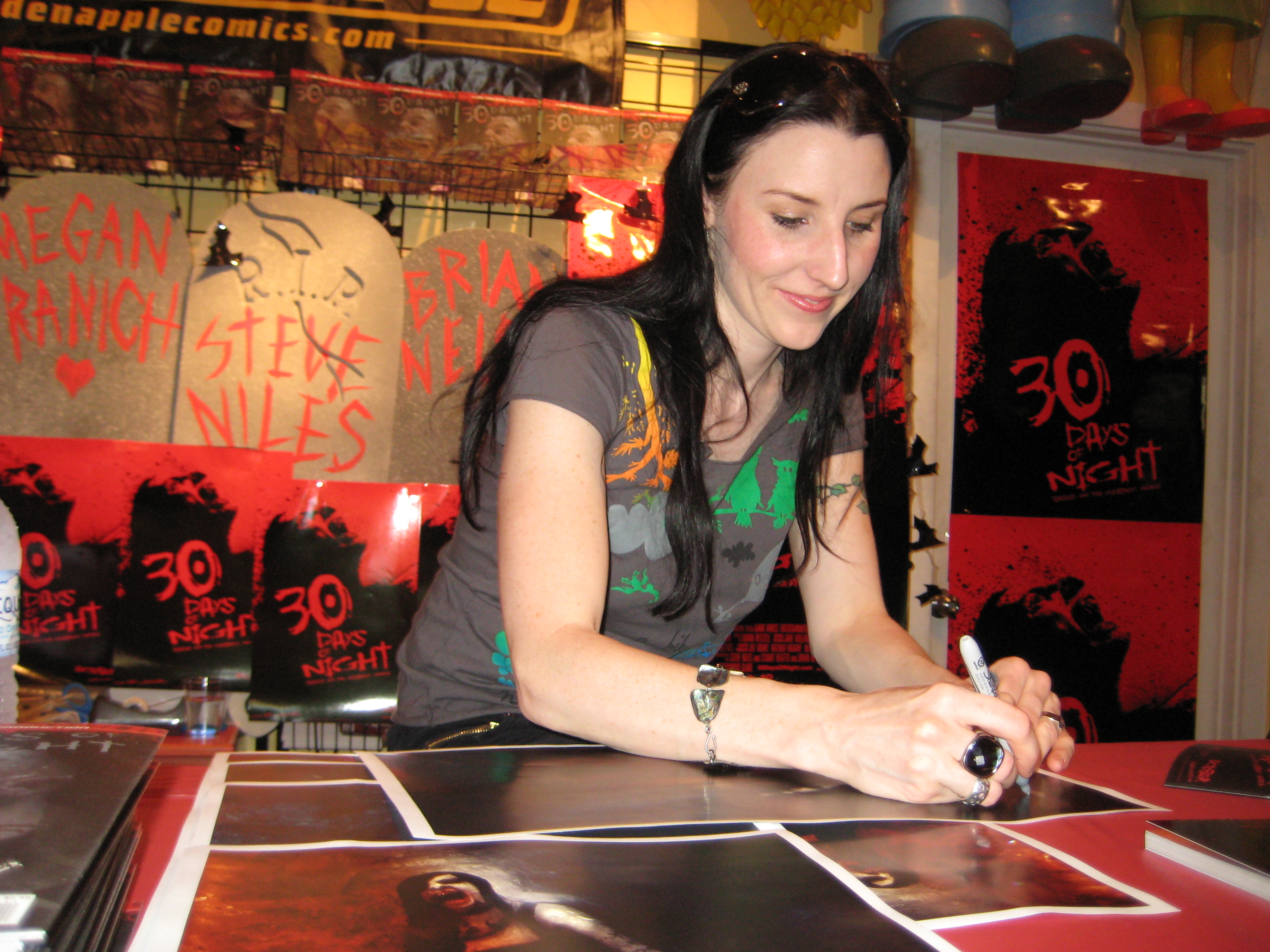 Megan Franich signing at Golden Apple Comic Store Los Angeles