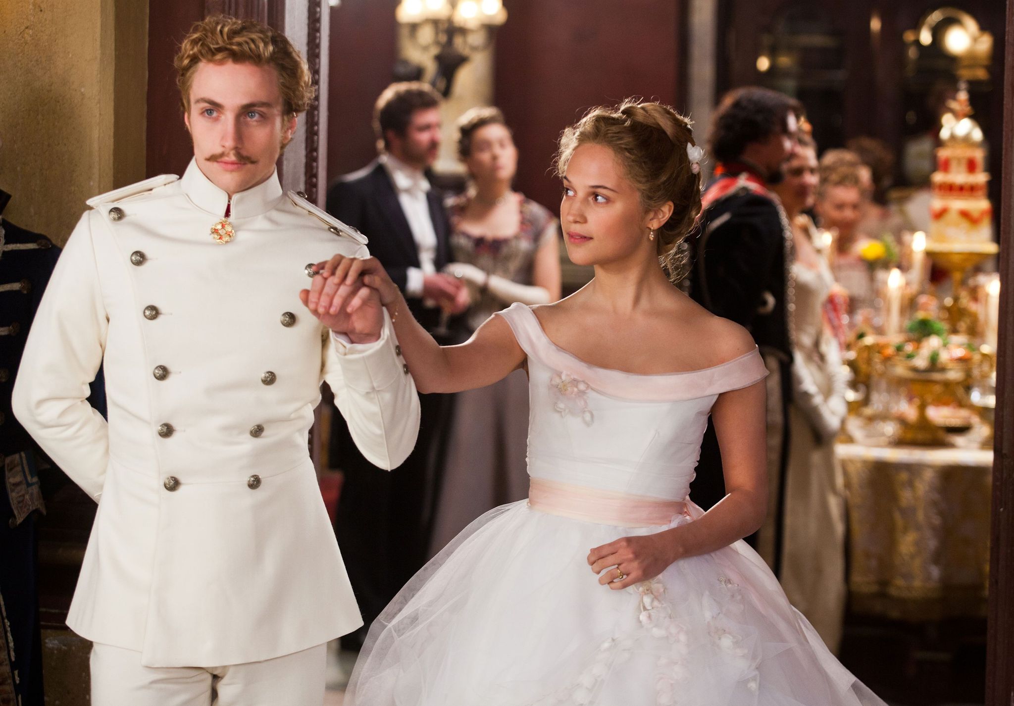 Still of Aaron Taylor-Johnson and Alicia Vikander in Anna Karenina (2012)