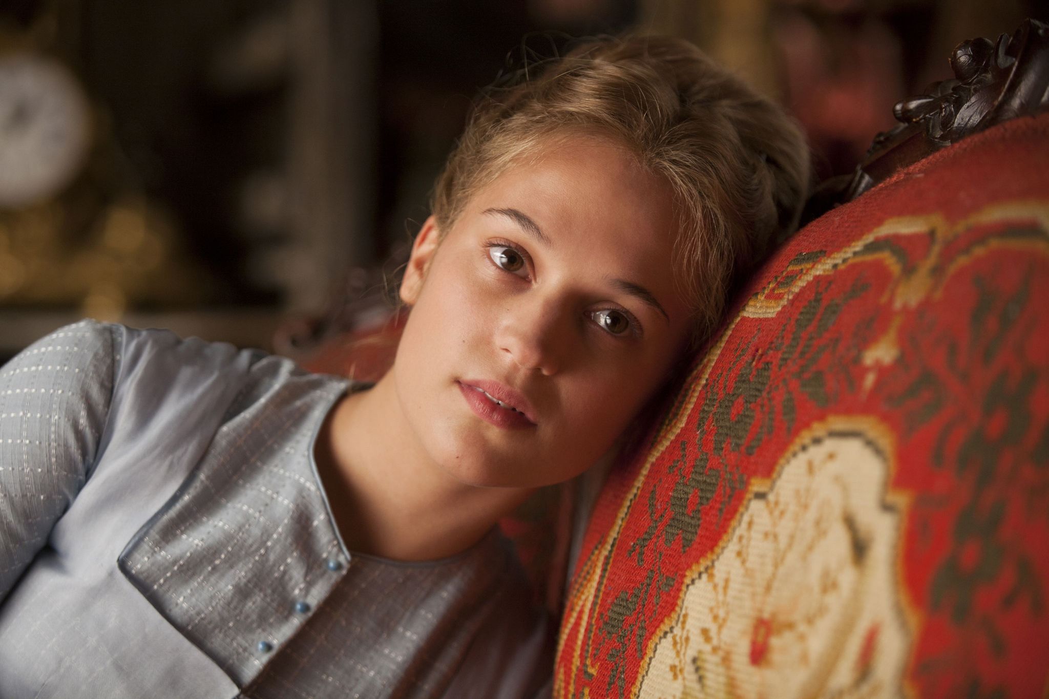 Still of Alicia Vikander in Anna Karenina (2012)