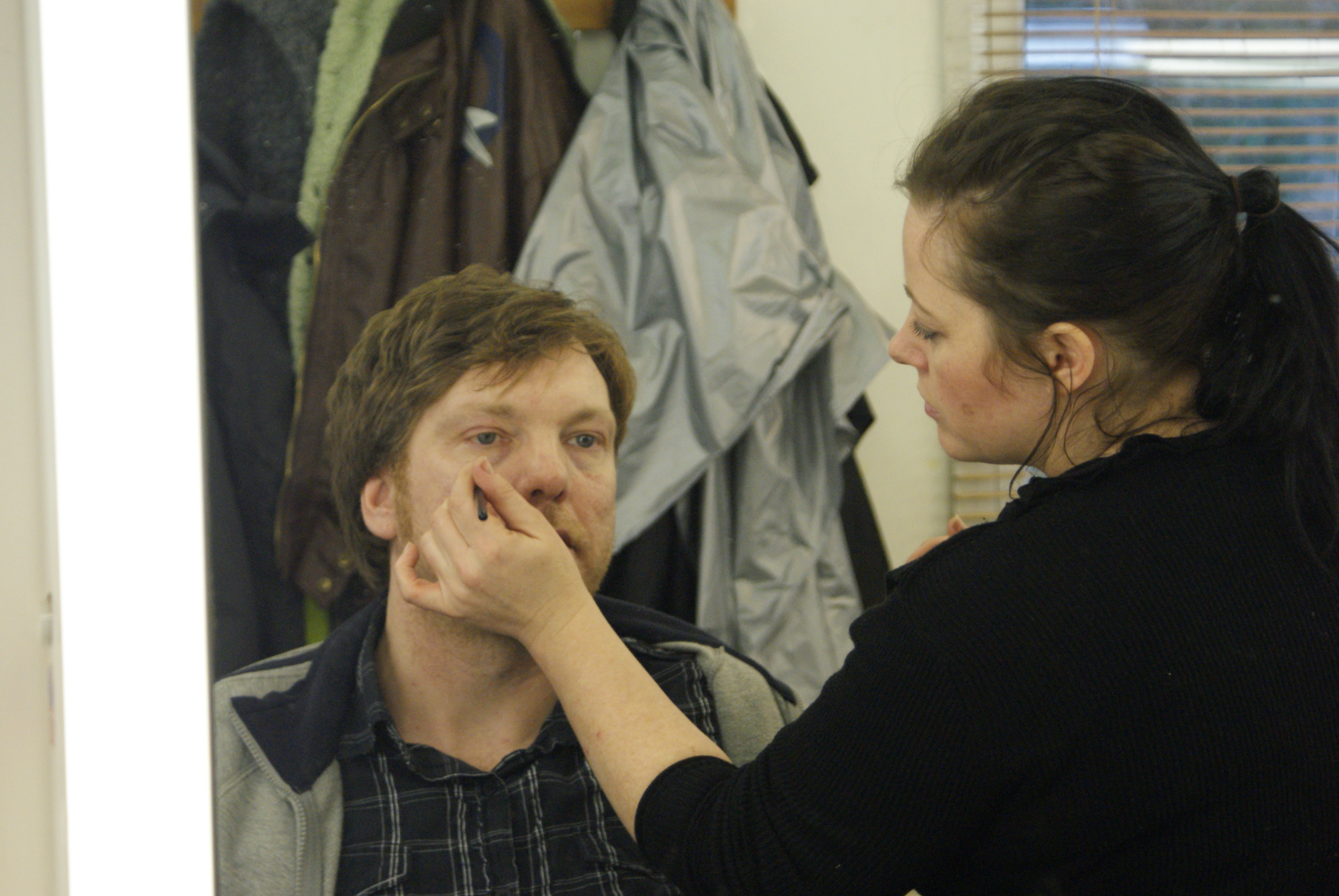 Applying makeup to Andy Tiernan (Freight, 300) March 2009