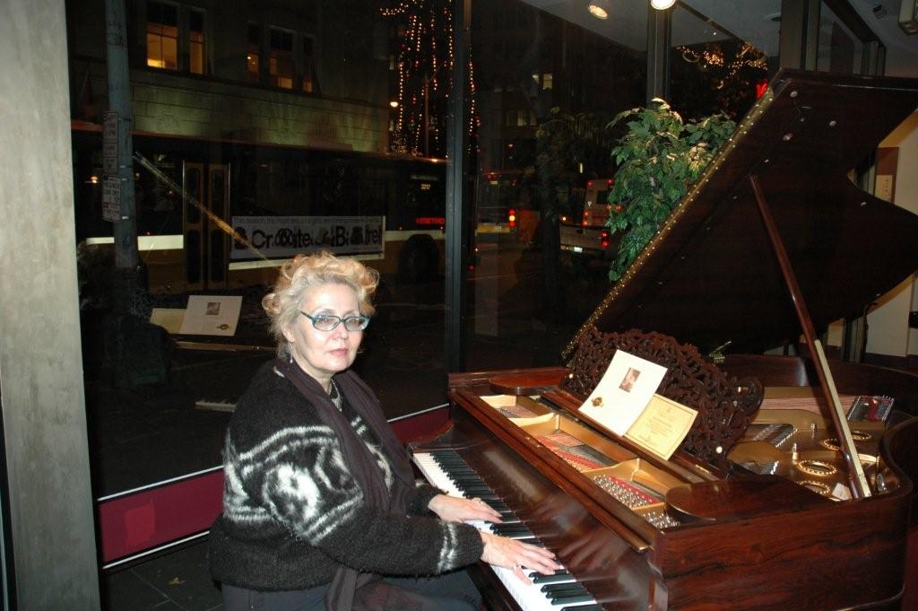 Lady Bradbrooke at Steinway & Sons