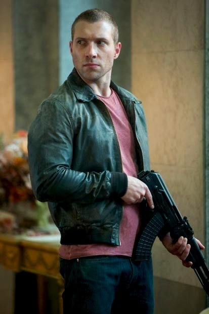 Still of Jai Courtney in Kietas riesutelis. Puiki diena mirti (2013)