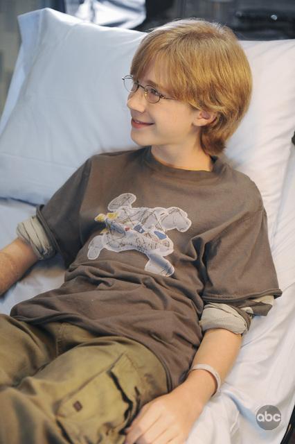 Still of Joey Luthman in Private Practice (2007)