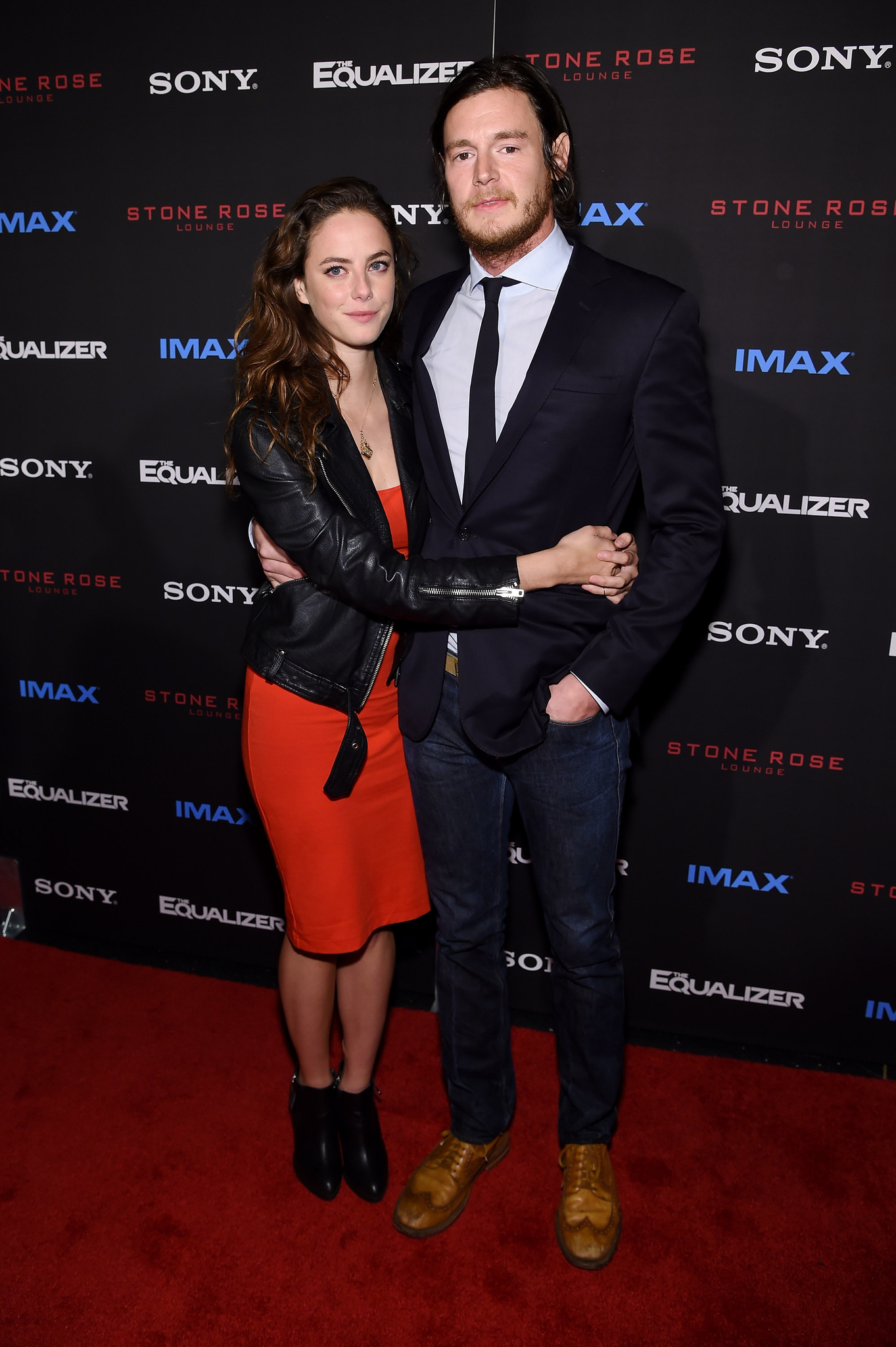 Benjamin Walker and Kaya Scodelario at event of Ekvalaizeris (2014)