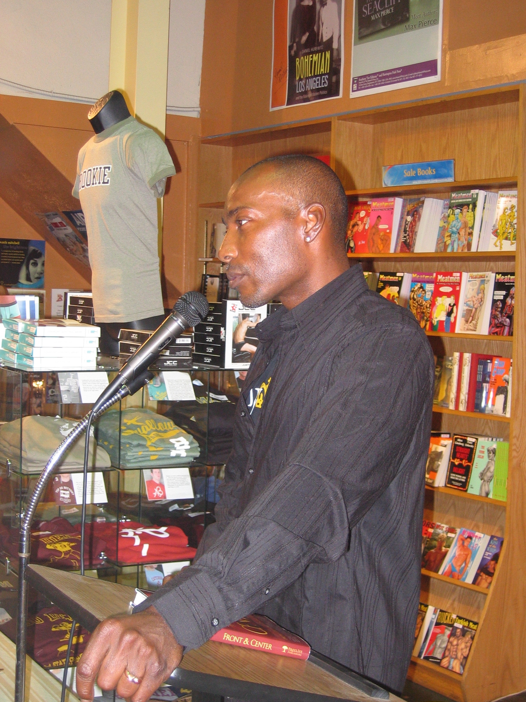 Carlton at the book signing for his award winning book Front & Center - How I Learned To Live There. 2007 USA BOOK NEWS - Best Autobiography