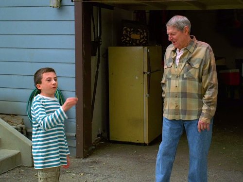 Still of John Cullum and Atticus Shaffer in The Middle (2009)