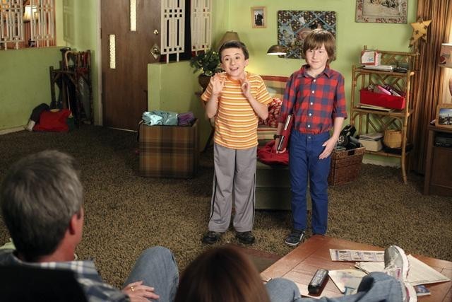 Still of Nick Shafer and Atticus Shaffer in The Middle (2009)