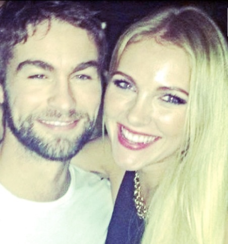 Bo Renee Olson and chace crawford.