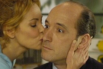 Ana Obregón and Roberto Álvarez in Ana y los 7 (2002)