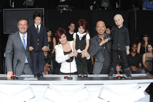 Still of Howie Mandel, Piers Morgan and Sharon Osbourne in America's Got Talent (2006)