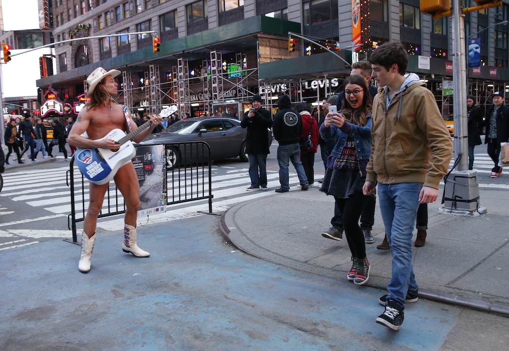 Sharknado2 movie still; Courtney Baxter, Vaugn Palminteri, The Naked Cowboy