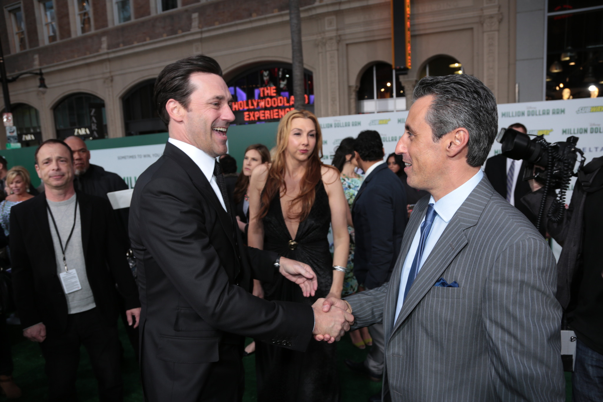 Jon Hamm at event of Million Dollar Arm (2014)