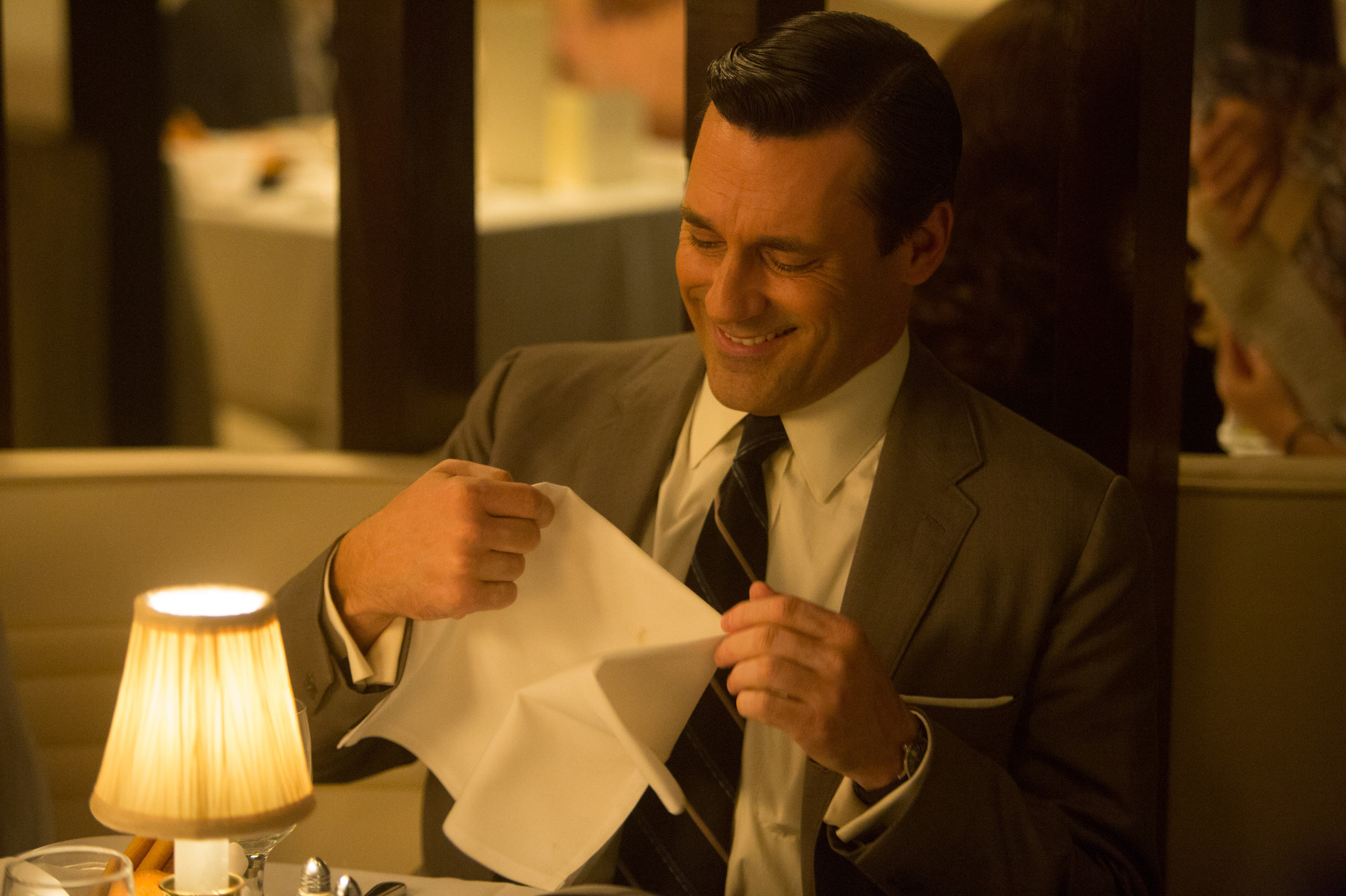 Still of Jon Hamm in MAD MEN. Reklamos vilkai (2007)