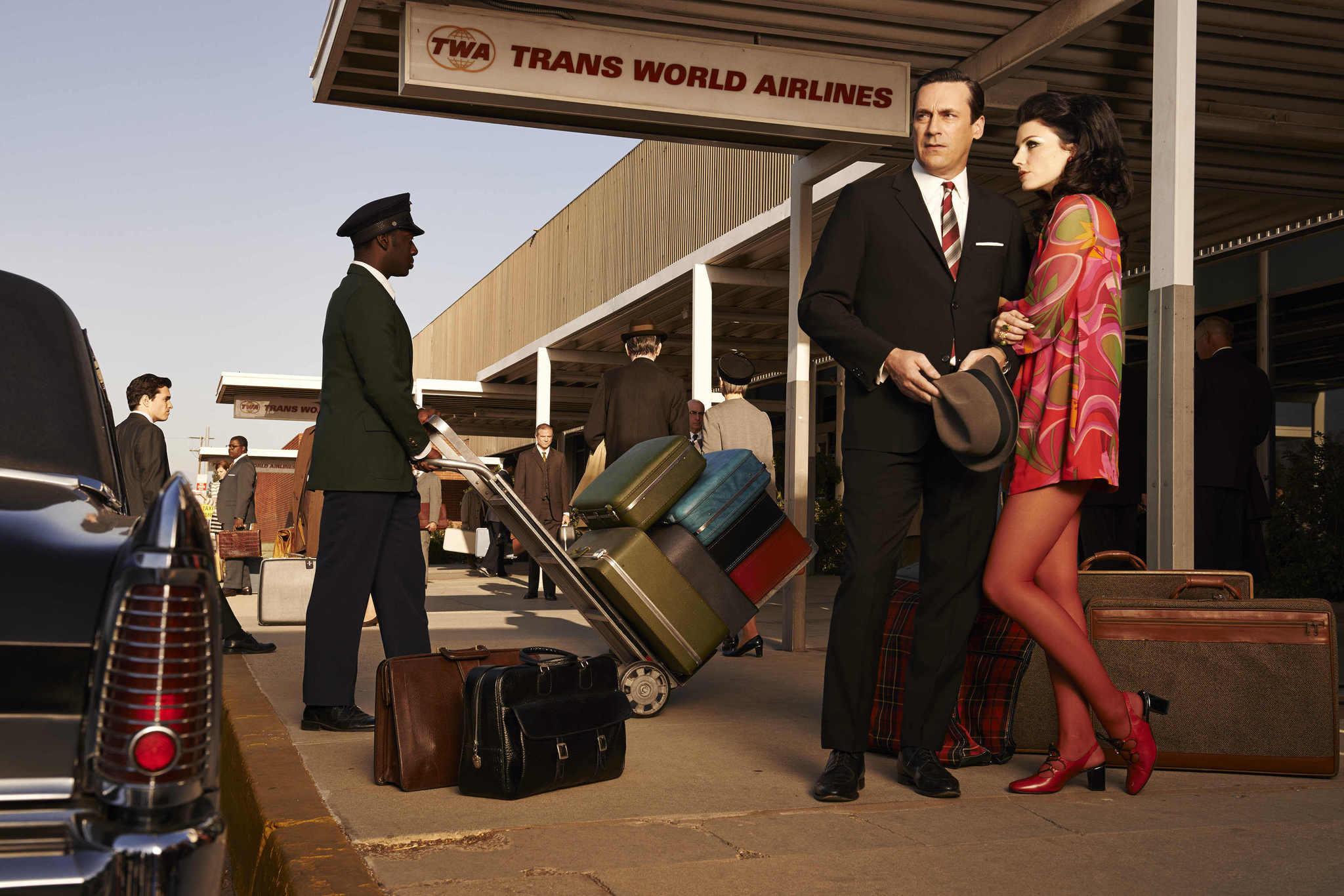 Still of Jon Hamm and Jessica Paré in MAD MEN. Reklamos vilkai (2007)