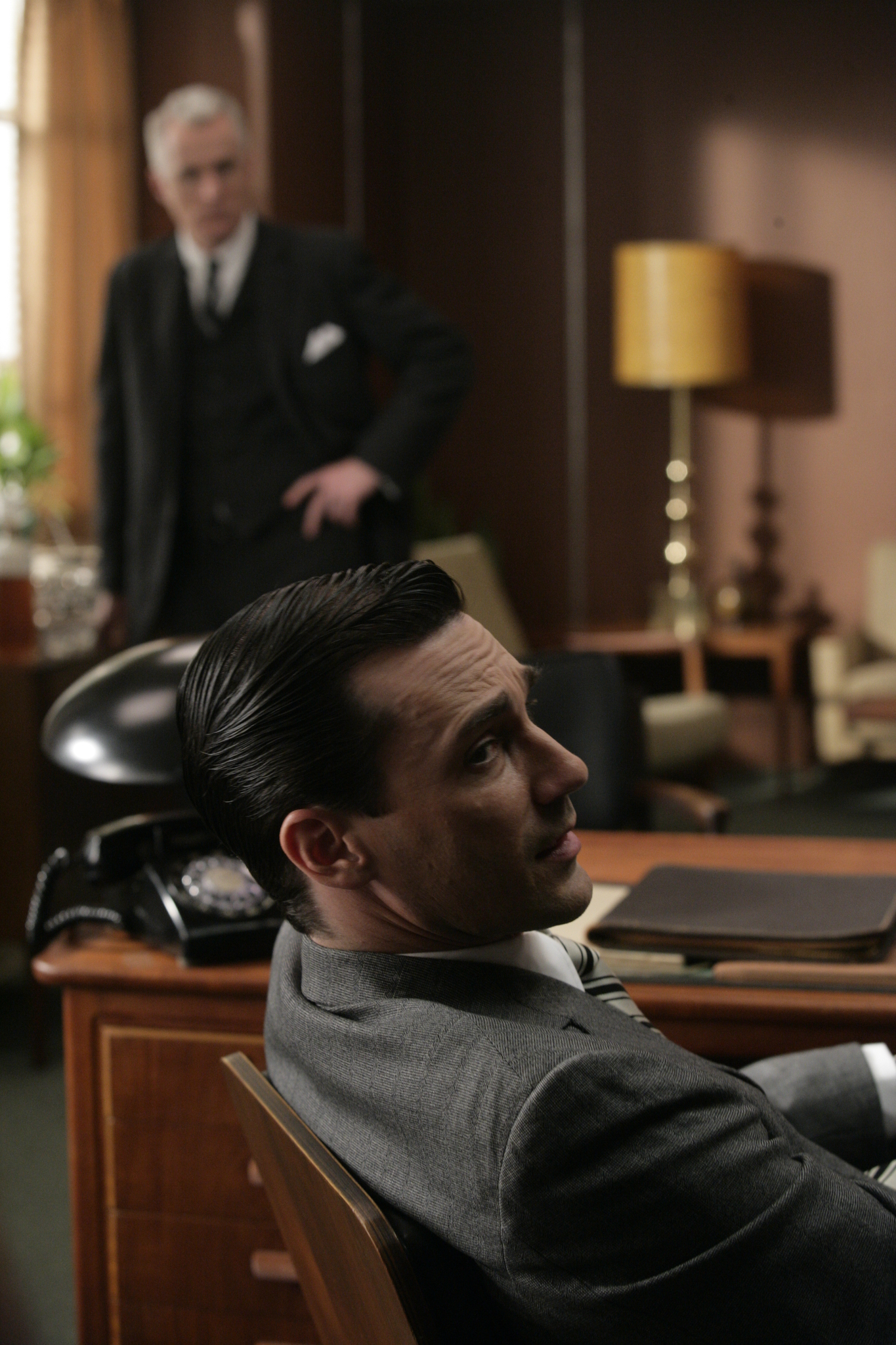 Still of Jon Hamm in MAD MEN. Reklamos vilkai (2007)