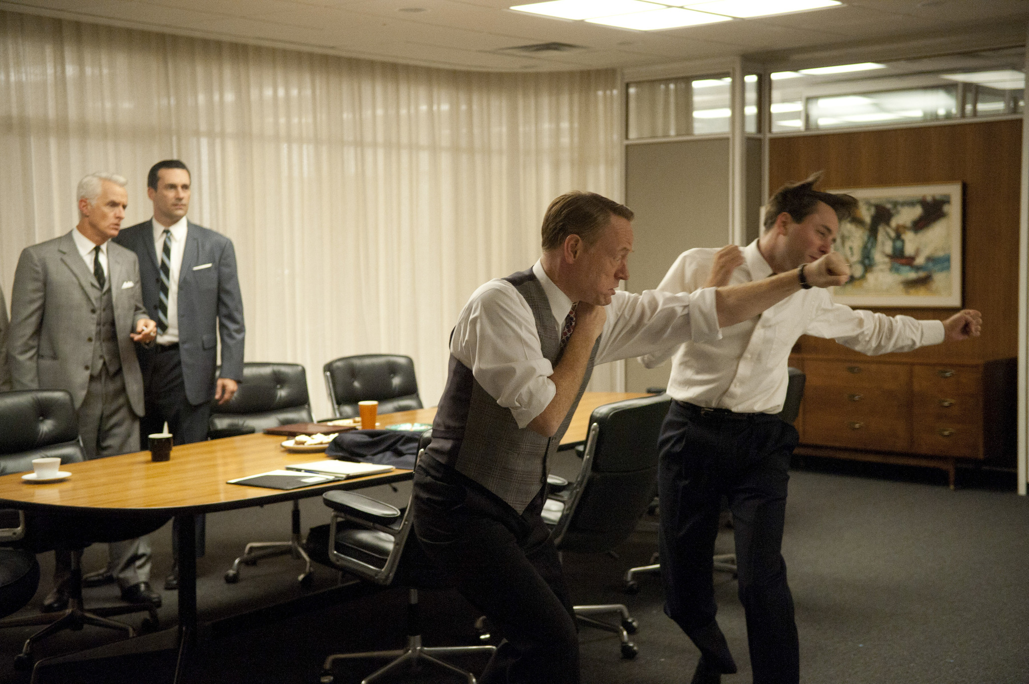 Still of Jon Hamm, Jared Harris, Vincent Kartheiser and John Slattery in MAD MEN. Reklamos vilkai (2007)