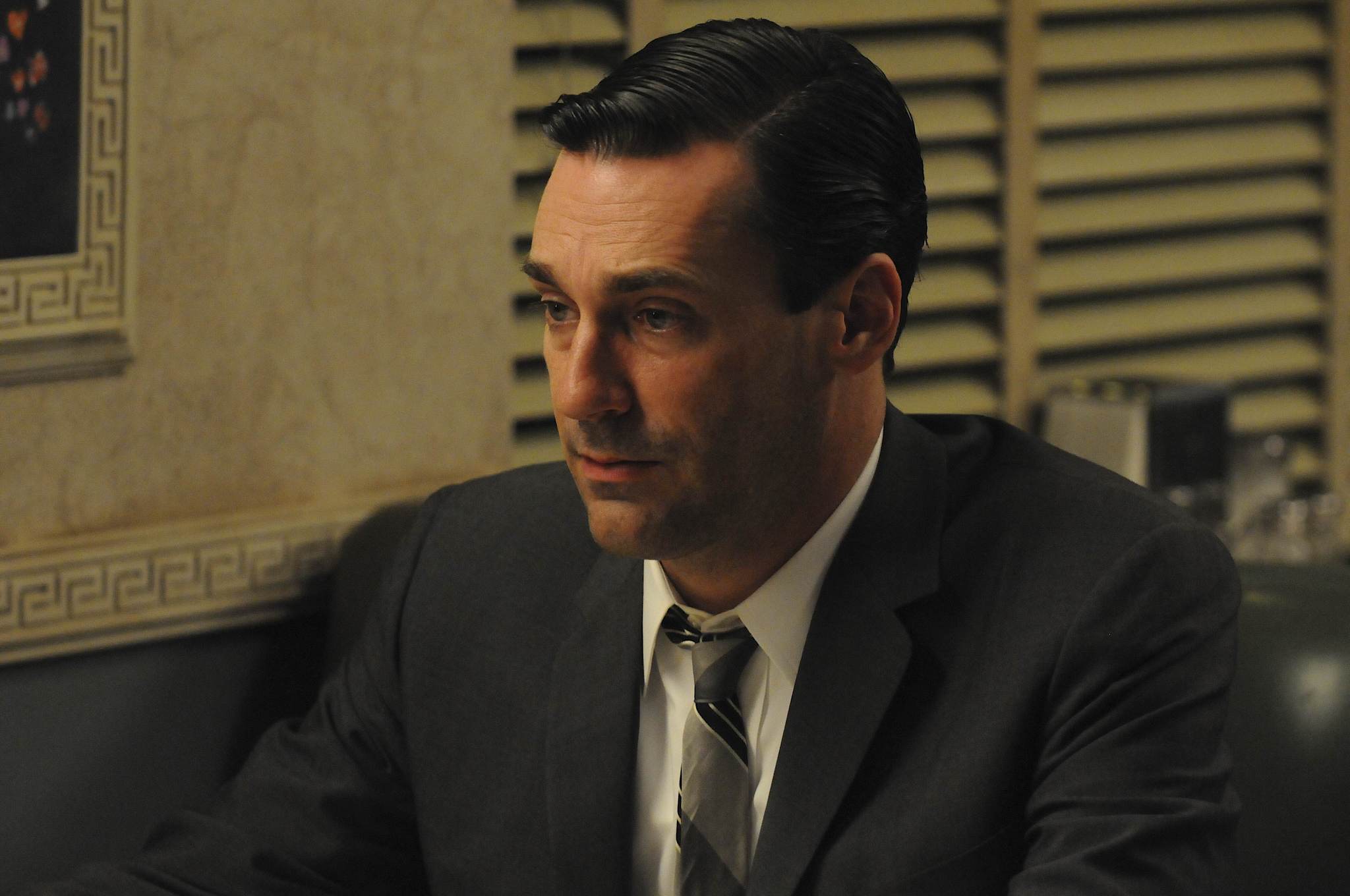 Still of Jon Hamm in MAD MEN. Reklamos vilkai (2007)