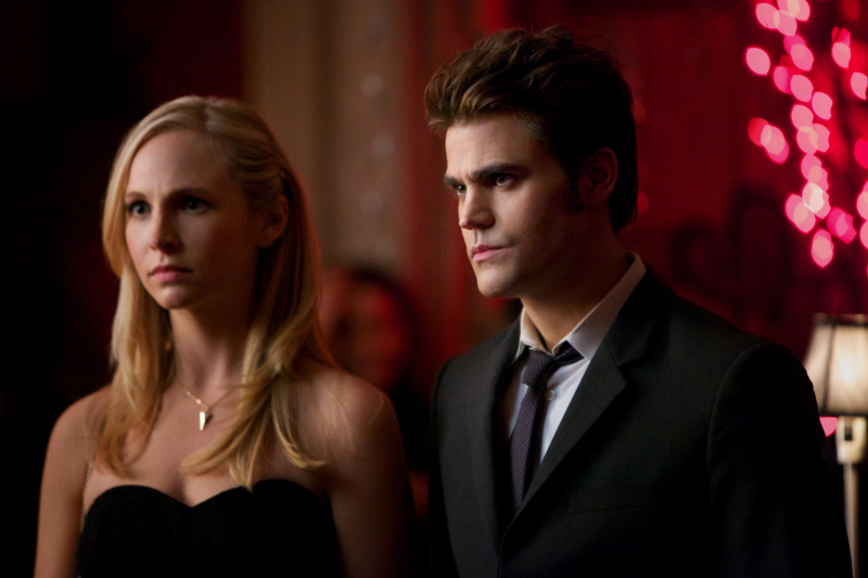 Still of Paul Wesley and Candice King in Vampyro dienorasciai (2009)