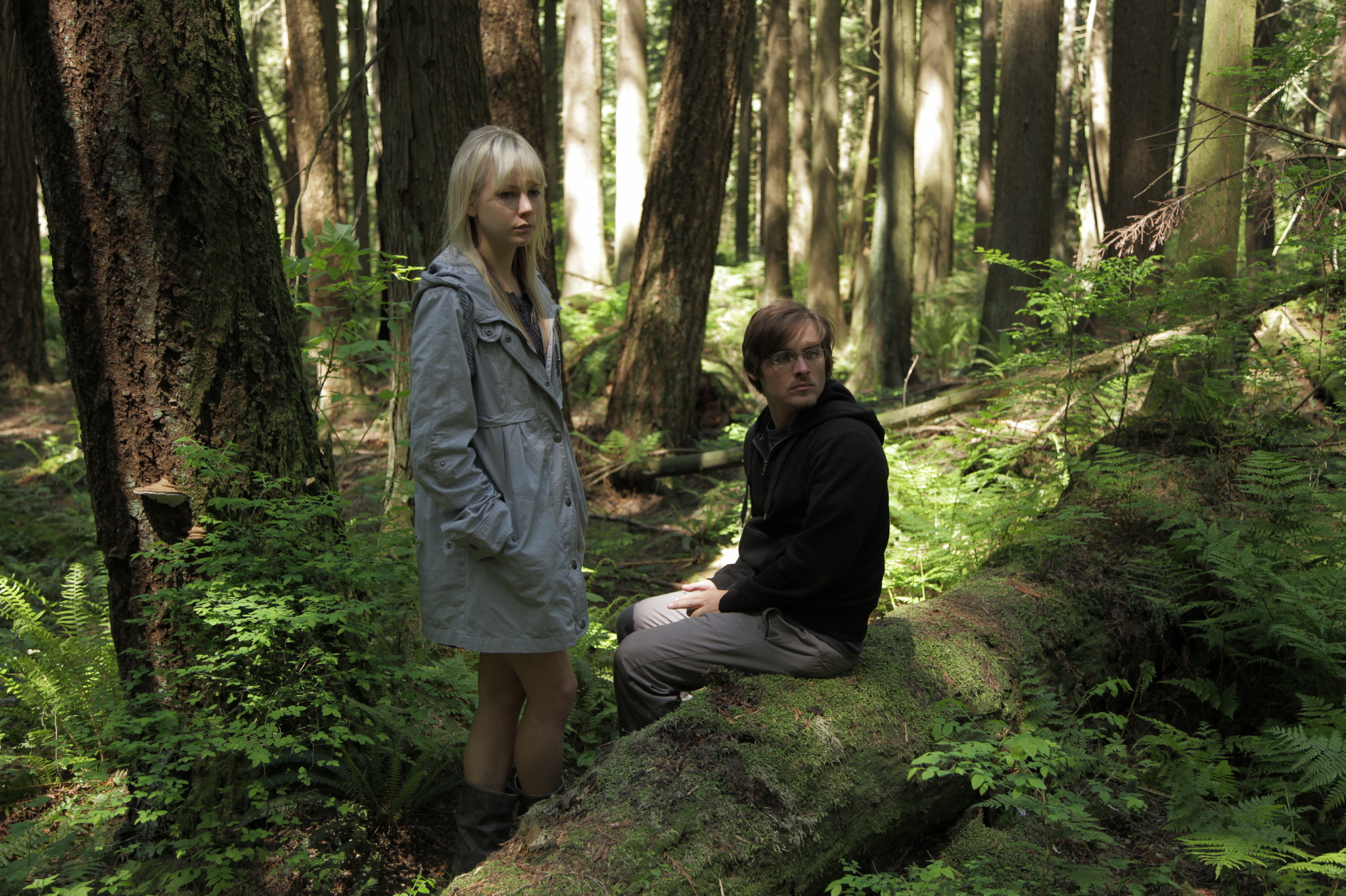 Still of Kevin Zegers and Adelaide Clemens in Vampire (2011)