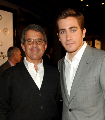 Ron Meyer and Jake Gyllenhaal at event of Jarhead (2005)