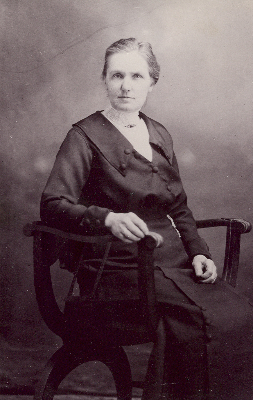Great Grandmother Annie Loxley. Wife of Alfred Bell. April 1913.