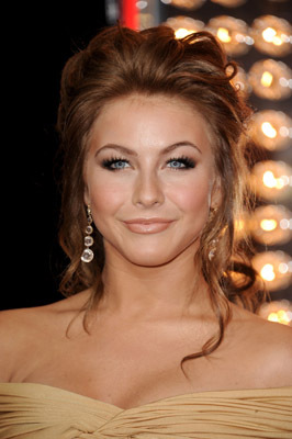 Julianne Hough at event of Burleska (2010)