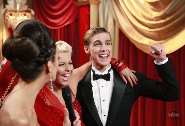 Still of Cody Linley and Julianne Hough in Dancing with the Stars (2005)