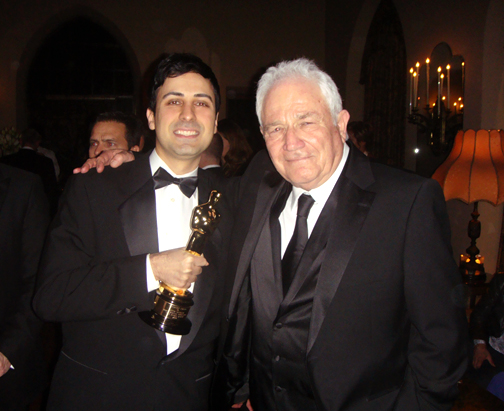 Keya Morgan and David Seidler at the Academy Awards 2011 with an Oscar for The King's Speech