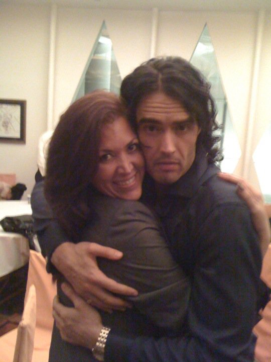 Jennifer Butler & Russell Brand on the set of Arthur