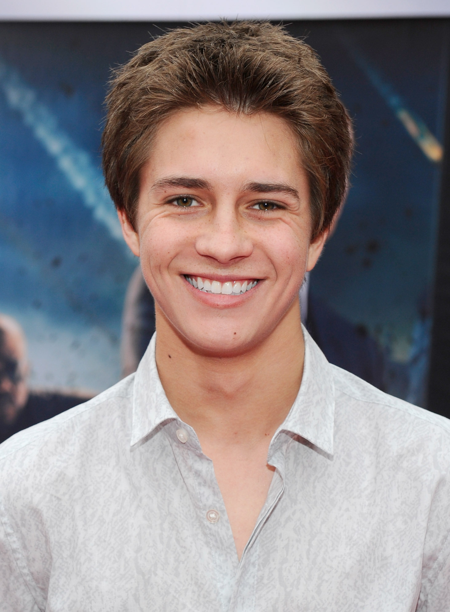 Billy Unger at event of Kersytojai (2012)