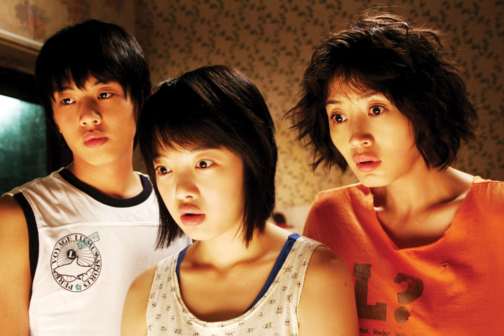 Still of Hye-su Kim, Bo-ra Hwang and Ah In Yoo in Johji-anihanga (2007)