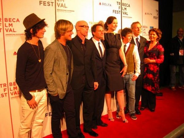 Accidents Happen cast @ Tribeca Film Fest_Apr2009