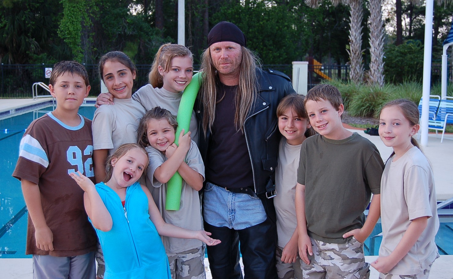 Tony Senzamici, with Brianna Ward and her fellow cast members... on the set of The Adventure Scouts (2007)