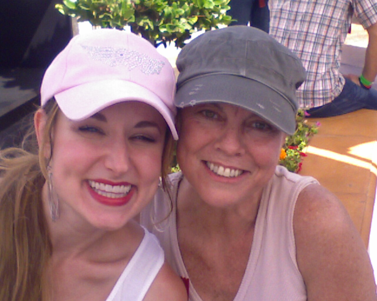 Kimberly Durrett and Erin Moran at the 2009 Celebrity Benefit for Crime Survivors