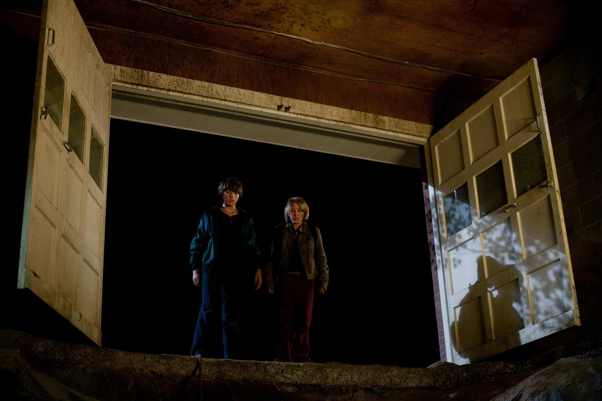 Still of Joel Courtney and Ryan Lee in Super 8 (2011)