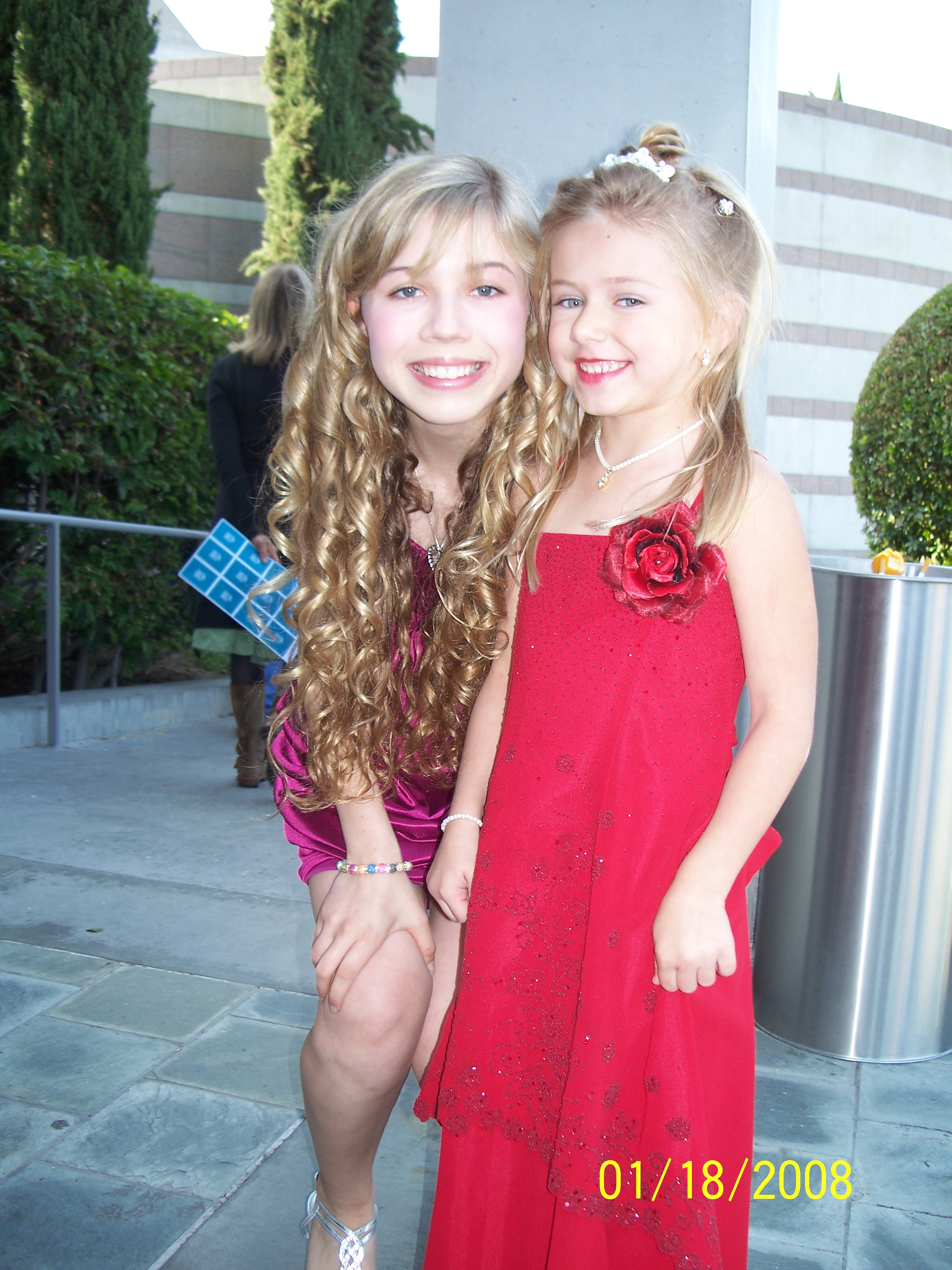 Jenette McCurdy and Madison Meyer at the 2008 Omni Awards