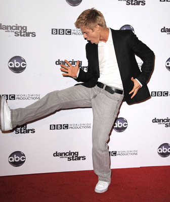 Derek Hough at event of Dancing with the Stars (2005)