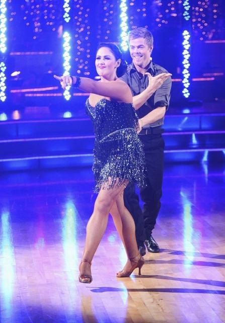 Still of Ricki Lake and Derek Hough in Dancing with the Stars (2005)