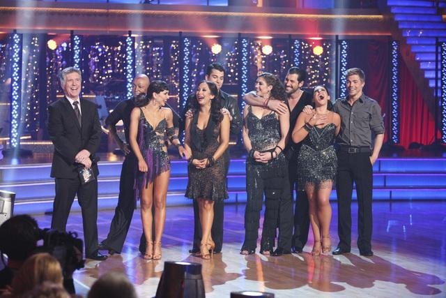 Still of Ricki Lake, Tom Bergeron, Karina Smirnoff, Cheryl Burke, Maksim Chmerkovskiy, Derek Hough, Hope Solo, Rob Kardashian and J.R. Martinez in Dancing with the Stars (2005)