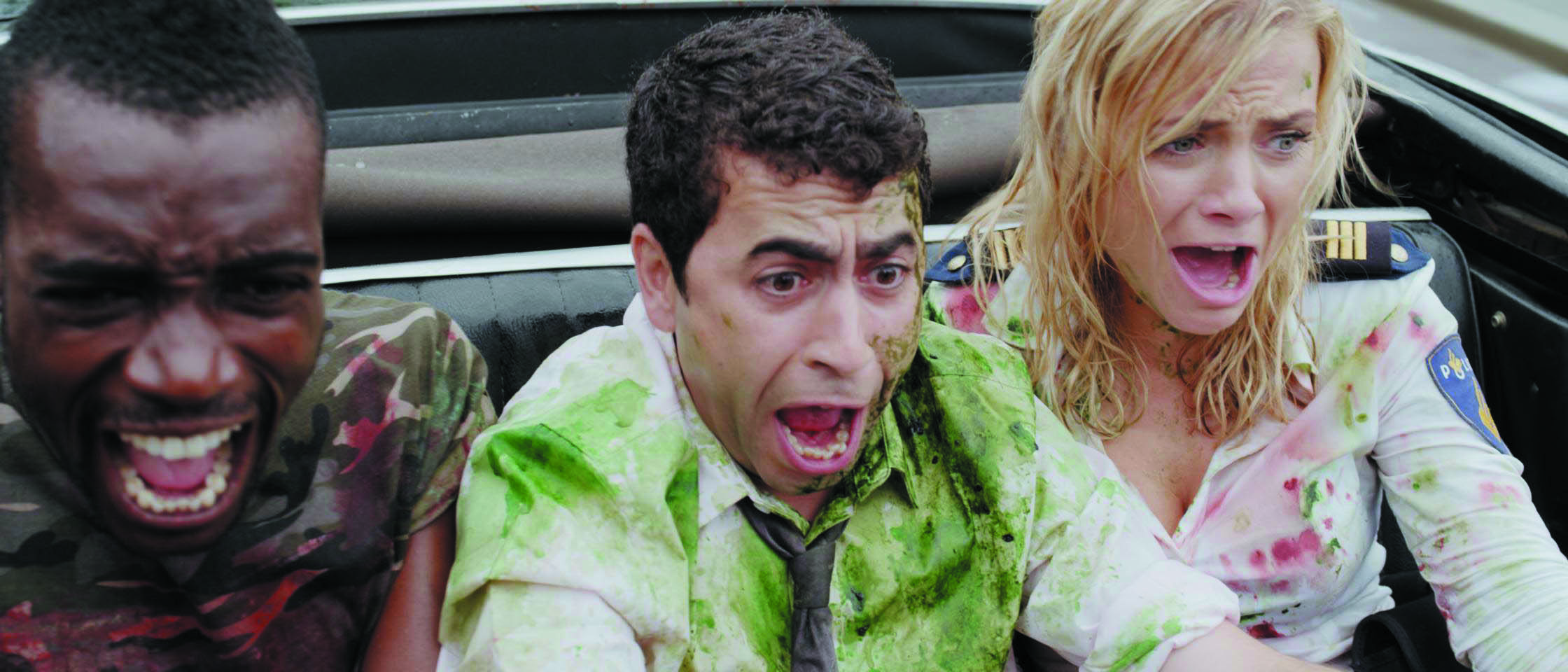 Still of Yahya Gaier, Gigi Ravelli and Sergio Hasselbaink in Zombibi (2012)