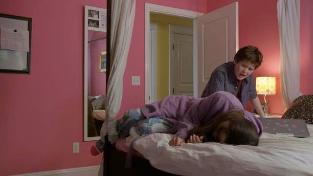 Still of Dmitri and Savannah Rae Linz in Jessica's Journey