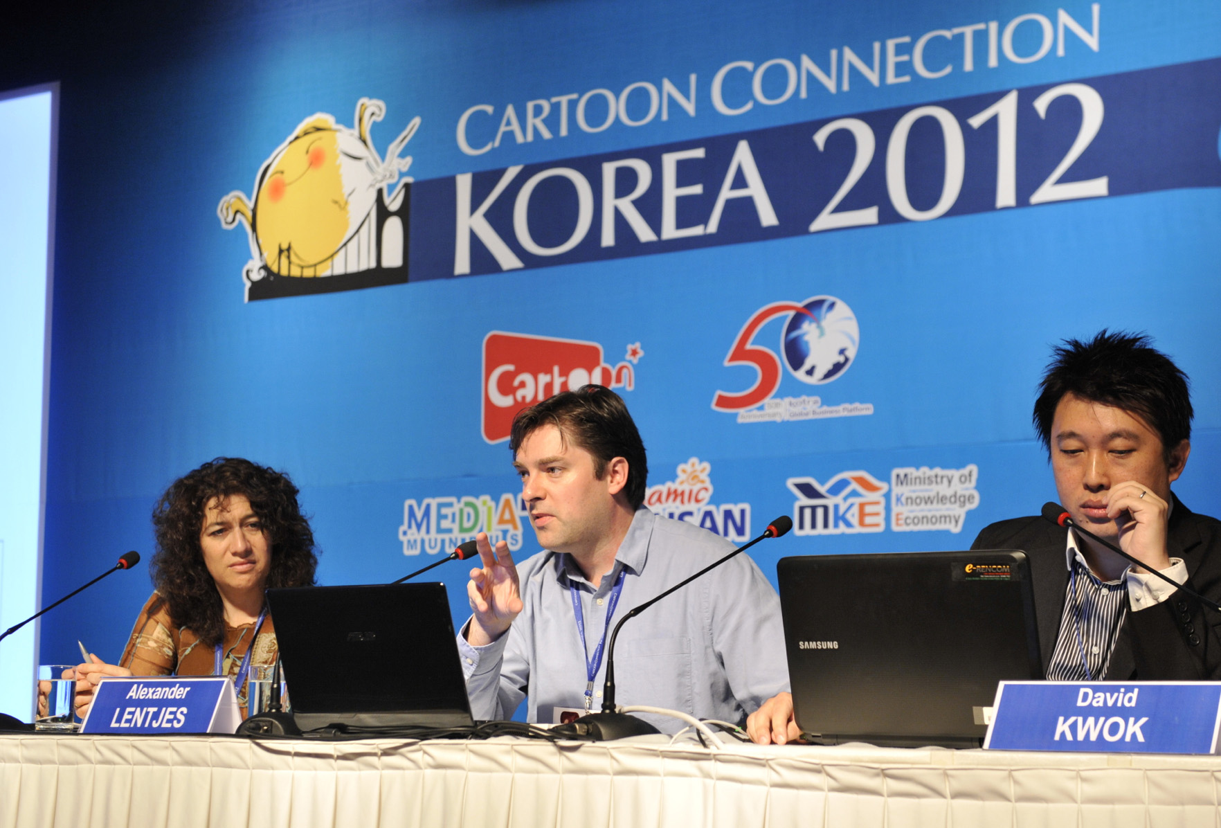 Alexander Lentjes speaking on 3D animation production techniques and beyond at Cartoon Connection Korea 2012