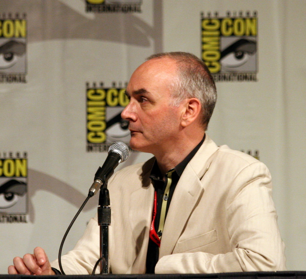 Michael Scott interviews fellow author Rick Riordan at Comic-Con 2010