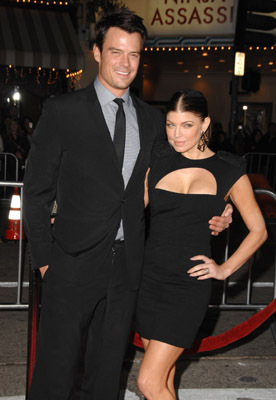 Fergie and Josh Duhamel at event of Nine (2009)