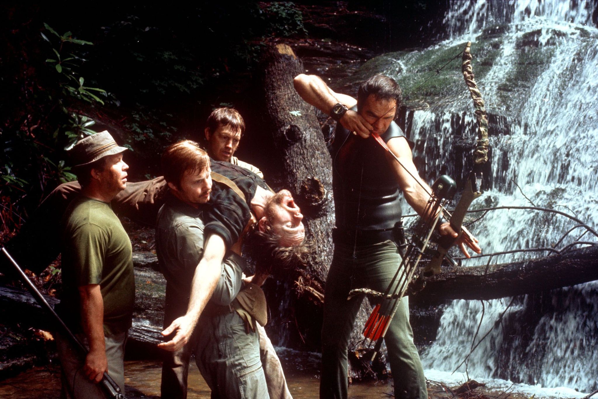 Still of Burt Reynolds, Jon Voight, Ned Beatty, Ronny Cox and Bill McKinney in Deliverance (1972)