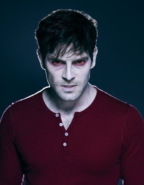 Still of David Giuntoli in Grimm (2011)