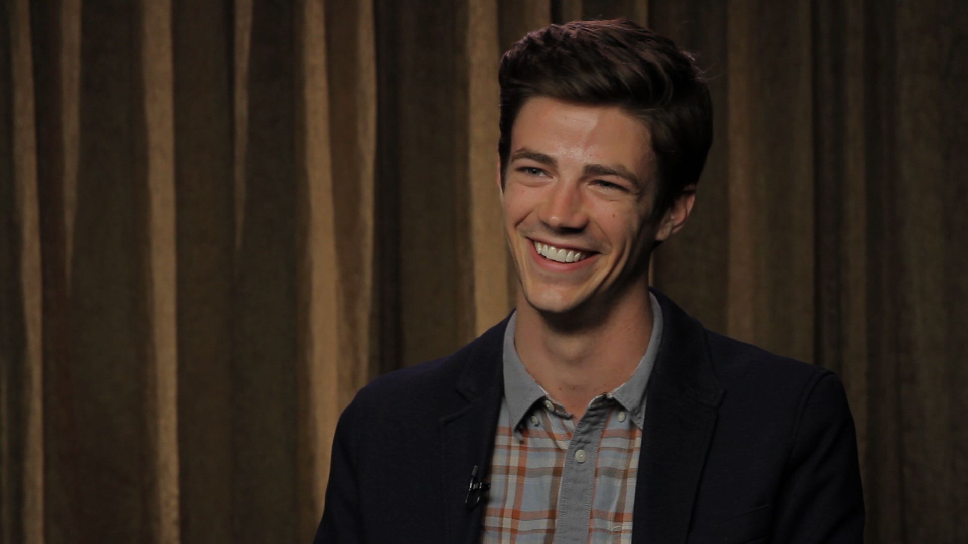 Still of Grant Gustin in IMDb: What to Watch (2013)