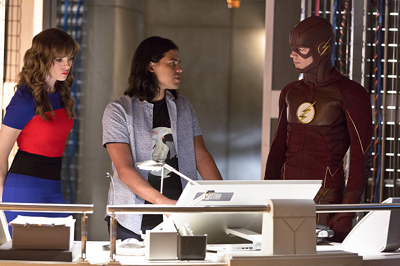 Still of Danielle Panabaker, Grant Gustin and Carlos Valdes in The Flash (2014)