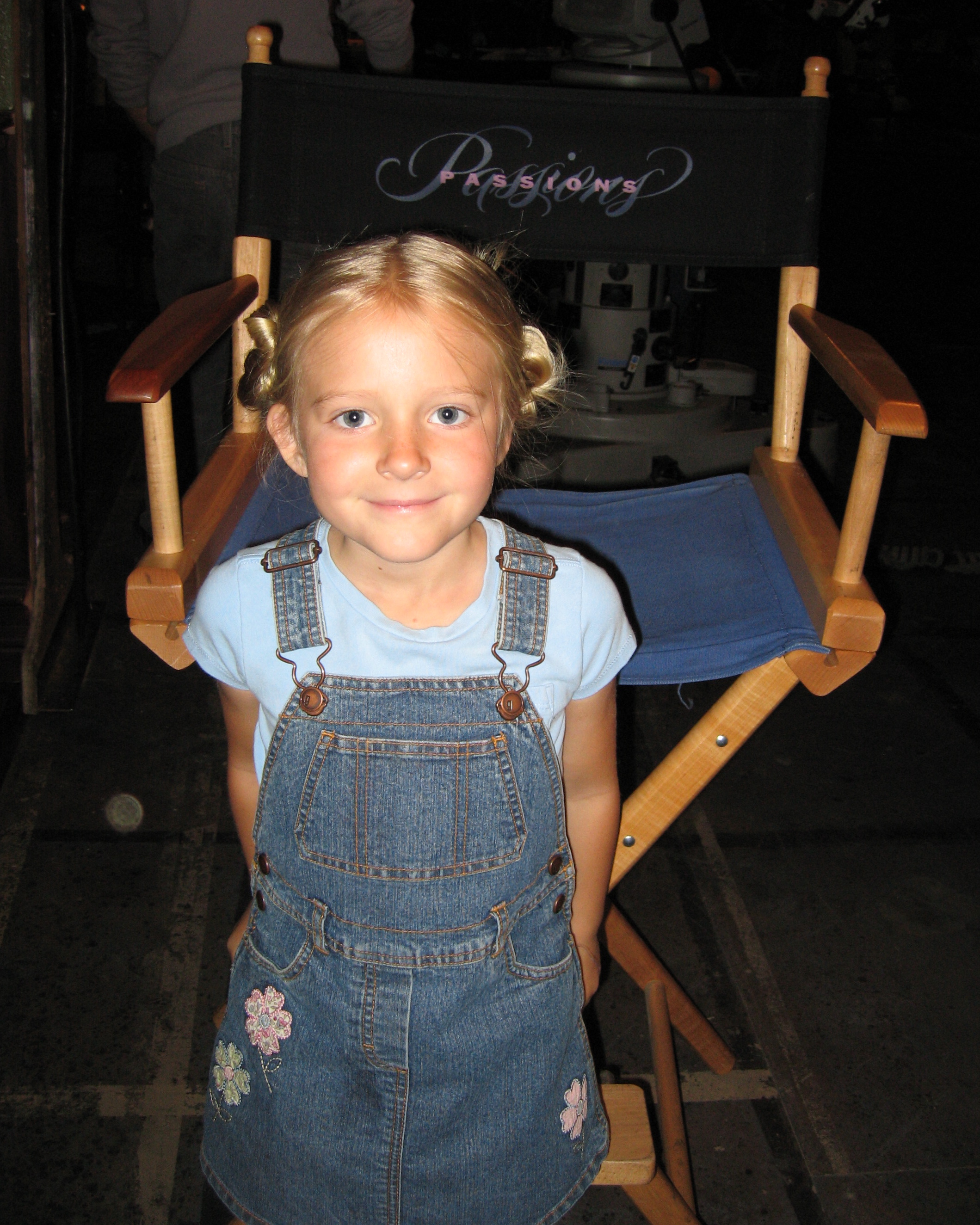 Carly on the set of Passions April 2007